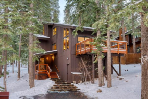 Dakine Haus by AvantStay 4 Min to Northstar Deck Truckee